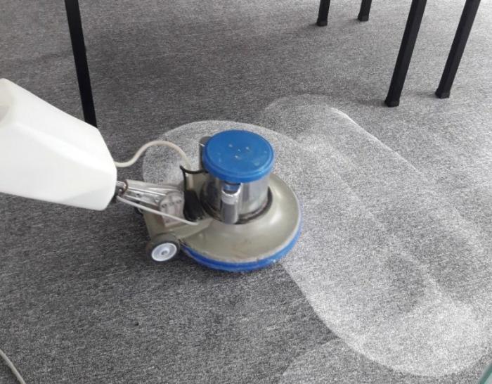 Giặt thảm ở Phú Giáo – Bí quyết giữ không gian luôn sạch đẹp 2 Quy trình giặt thảm ở Phú Giáo