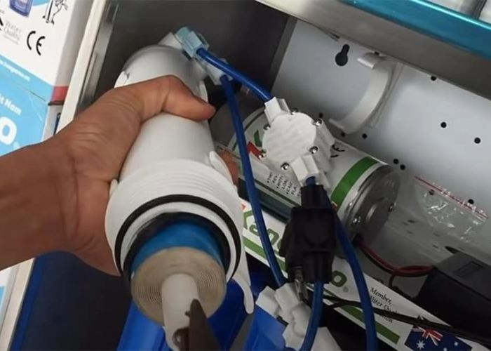 Cách vệ sinh màng lọc RO công nghiệp hiệu quả và an toàn 1 cach-ve-sinh-mang-loc-ro-cong-nghiep