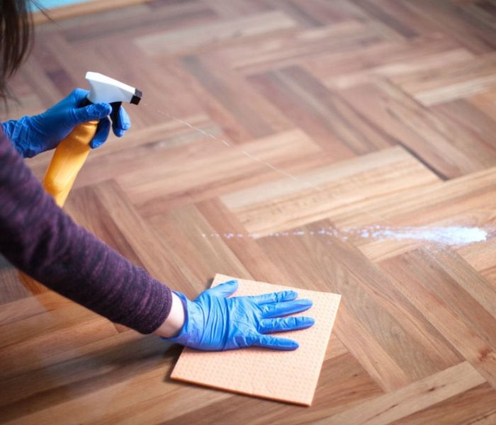 Cách vệ sinh sàn gỗ công nghiệp đơn giản, hiệu quả tại nhà 1 cach-ve-sinh-san-go-cong-nghiep