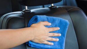 Dịch vụ giặt nệm xe ô tô