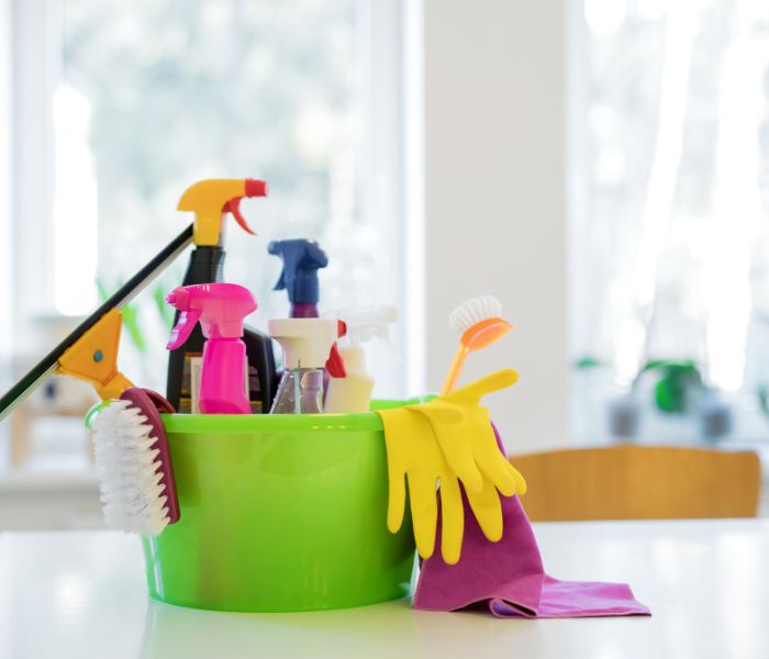 Sử dụng dịch vụ vệ sinh văn phòng để duy trì không gian sạch sẽ 3 dich-vu-ve-sinh-van-phong