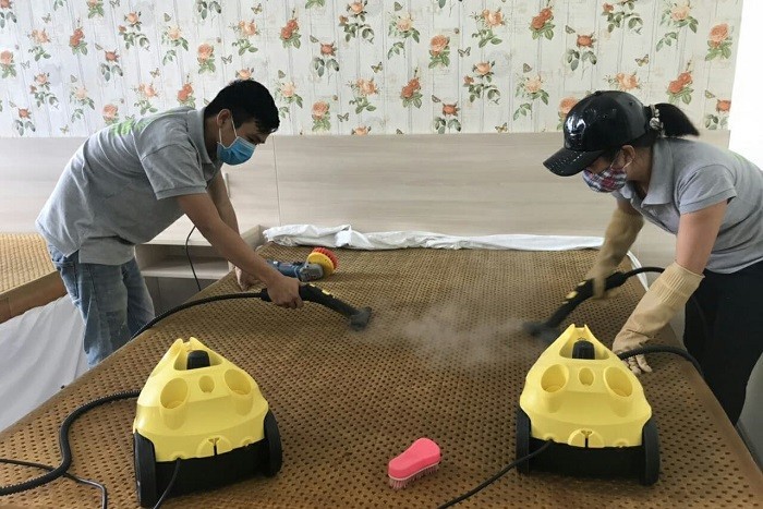 Dịch vụ giặt nệm ở Tân Uyên – Giặt sạch, Diệt Khuẩn 1 Với nhiều năm kinh nghiệm, Vệ Sinh Sao Việt giúp bạn giặt nệm ở Tân Uyên hiệu quả với công nghệ tối ưu nhất