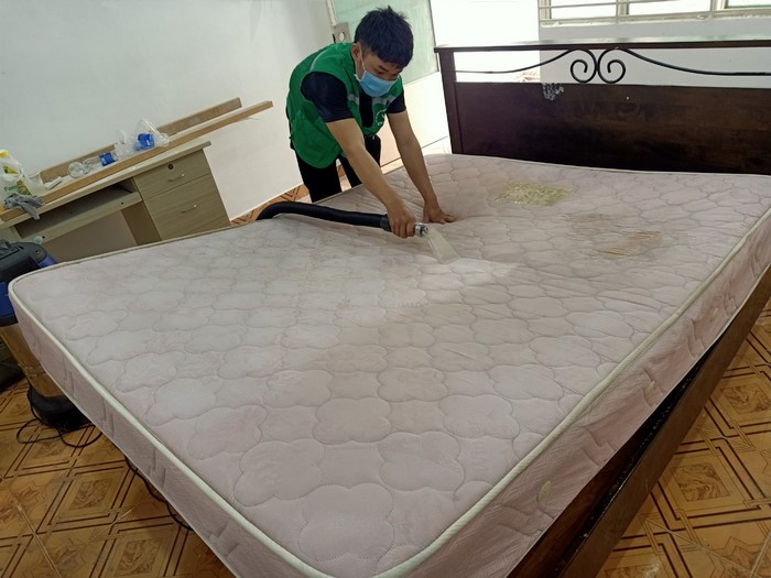 Dịch vụ giặt nệm ở Thủ Dầu Một - Giặt sạch, Diệt Khuẩn 3 Dịch vụ giặt nệm ở Thủ Dầu Một Vệ Sinh Sao Việt cung cấp sẽ đến tận nơi địa chỉ của khách hàng, nhận xử lý nhiều vấn đề của nhiều loại nệm